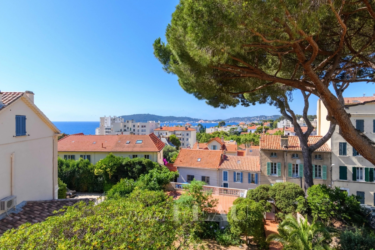Luxury House for sale in Toulon, 1 780 000 €, Photo 1