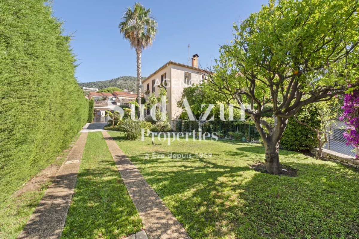 Maison de luxe à vendre à Beaulieu-sur-Mer, 2 300 000 €, Photo 1