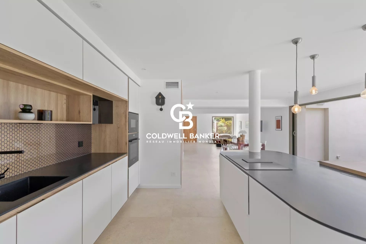 Maison de luxe à vendre à Carqueiranne, 1 890 000 €, Photo 2