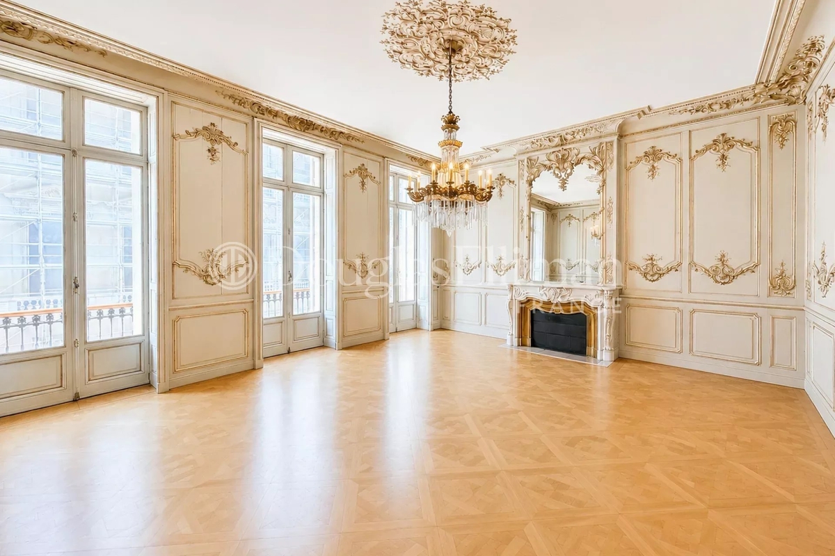 Luxury Apartment for sale in Bordeaux, 1 895 000 €, Photo 2
