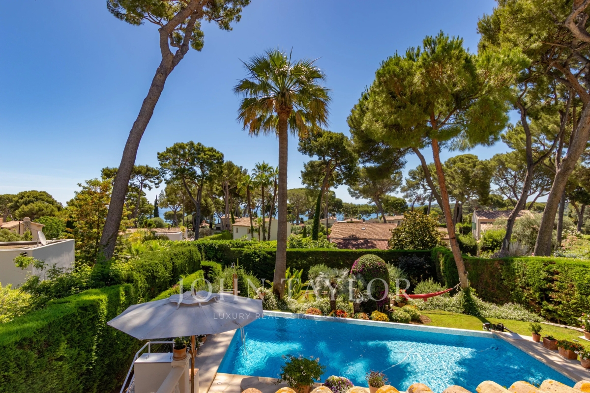 Luxury House for sale in Cap d'Antibes, 3 200 000 €, Photo 3
