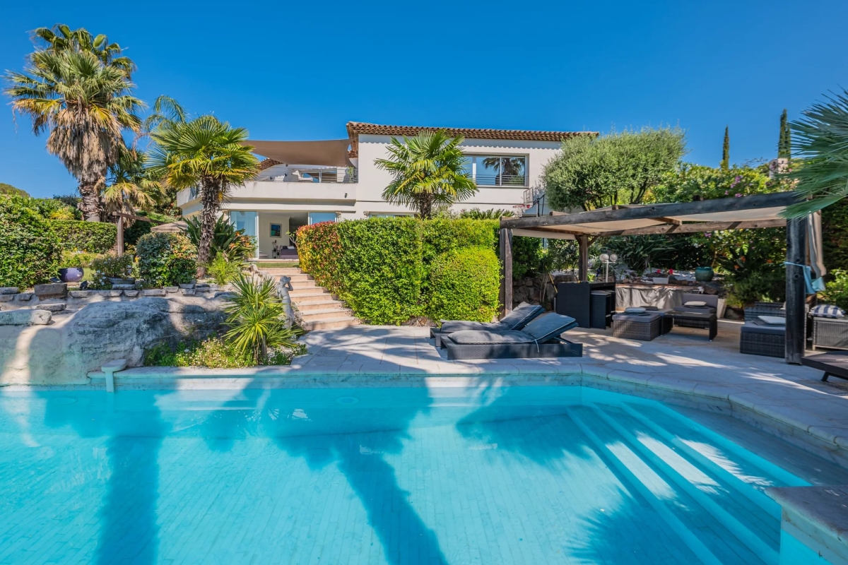 Maison de luxe à vendre à Saint-Raphaël, 2 395 000 €, Photo 3