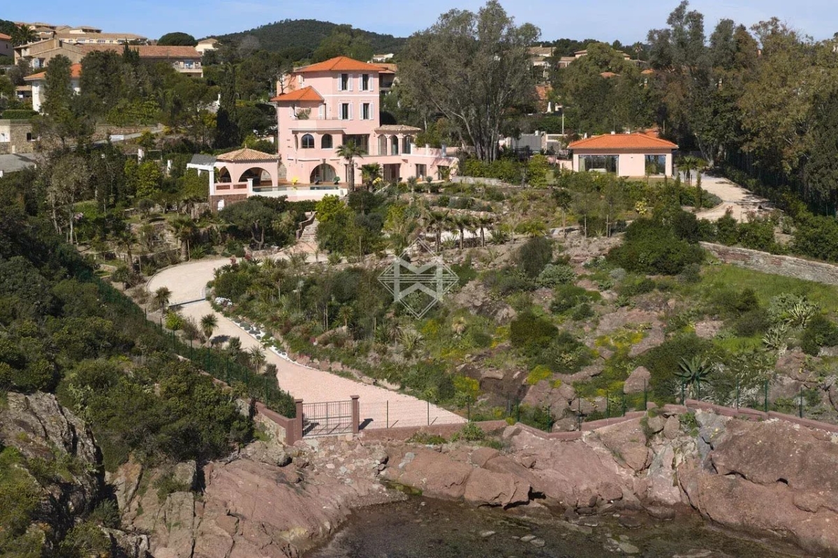 Maison de luxe à vendre à Agay, 11 500 000 €, Photo 3