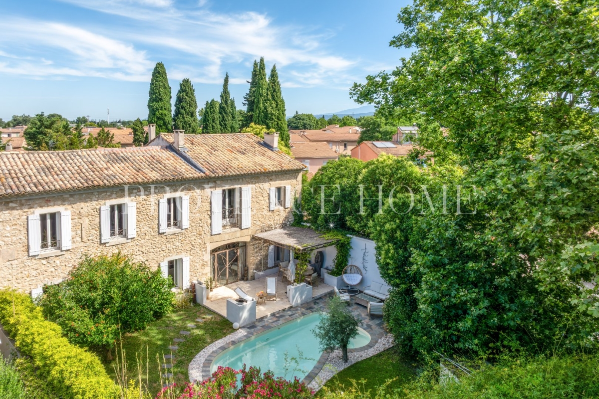 Luxury House for sale in Cavaillon, 680 000 €, Photo 1