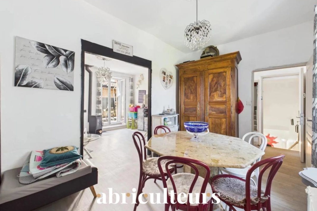 Maison de luxe à vendre à La Roque-d'Anthéron, 295 000 €, Photo 1