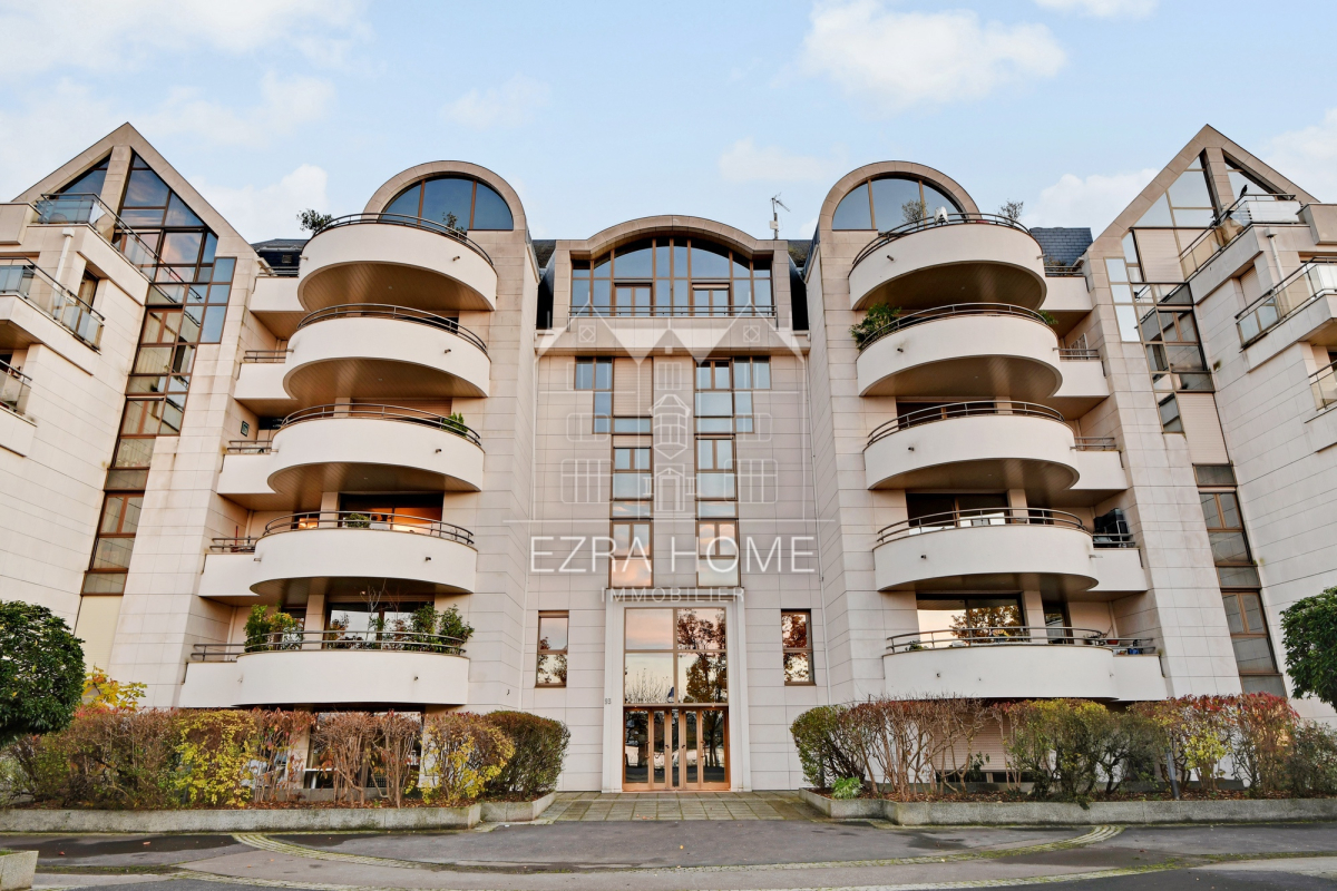 Luxury Apartment for sale in Enghien-les-Bains, 1 170 000 €, Photo 2