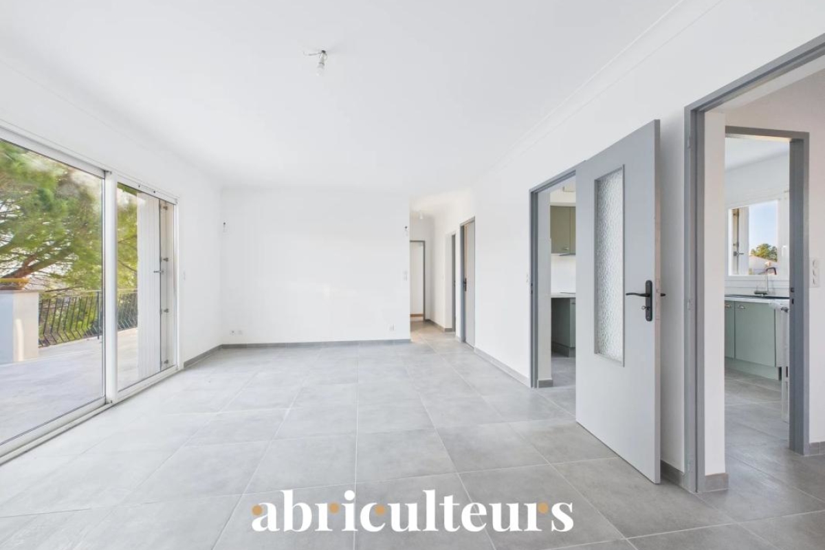 Maison de luxe à vendre à Éguilles, 650 000 €, Photo 3