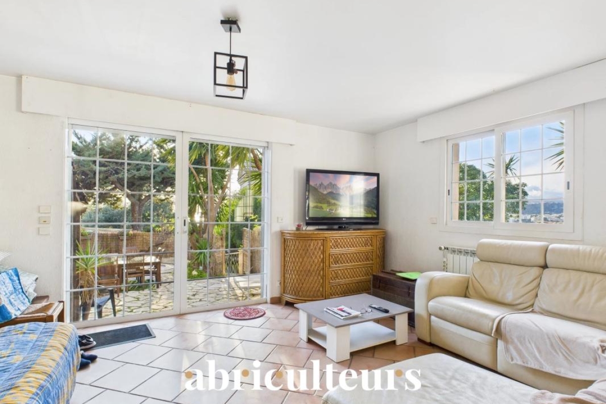 Maison de luxe à vendre à Nice, 700 000 €, Photo 5