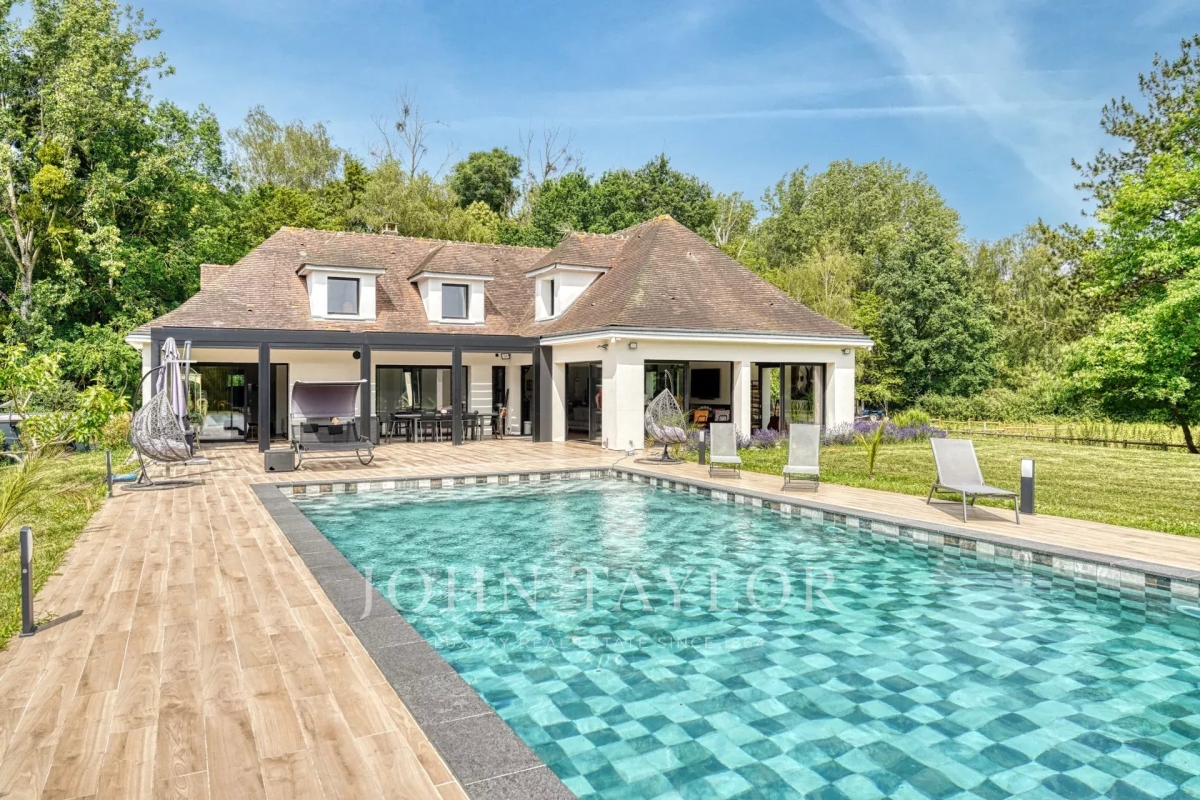 Luxury House for sale in Magny-le-Hongre, 2 950 000 €, Photo 1