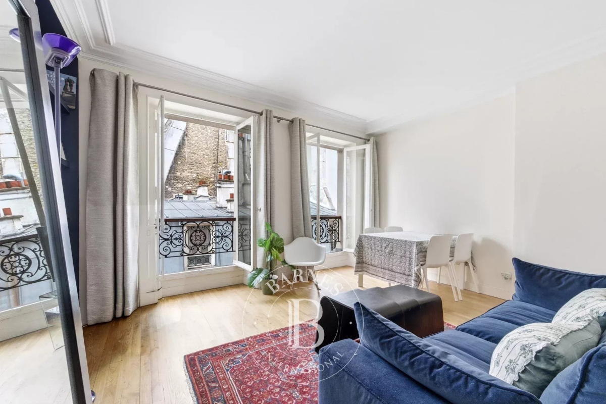 Luxury Apartment for sale in Paris 4ème, 695 000 €, Photo 2