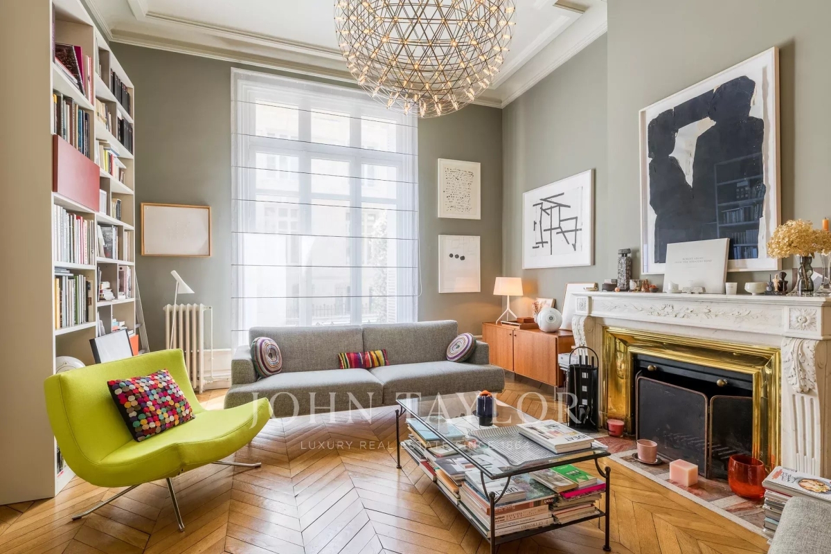 Maison de luxe à louer à Bordeaux, 6 200 €, Photo 4