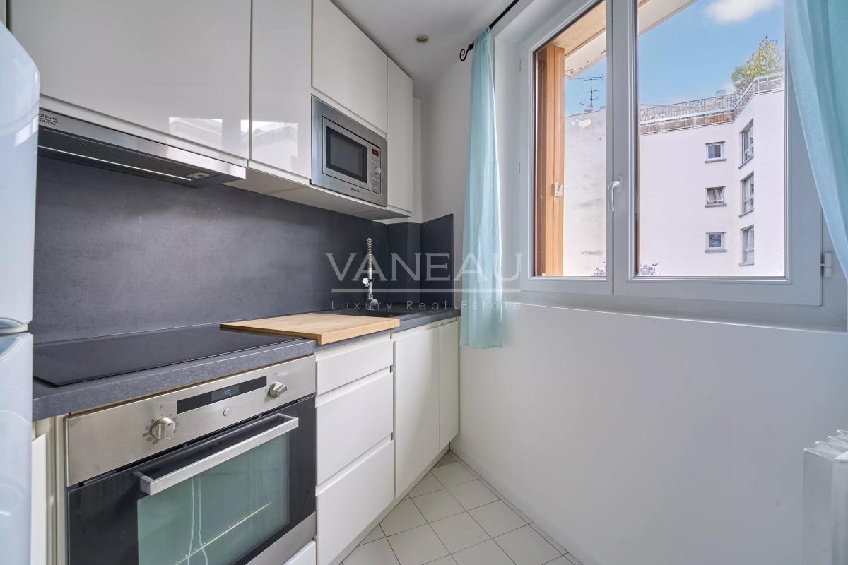 Luxury Apartment for sale in Boulogne-Billancourt, 315 000 €, Photo 4