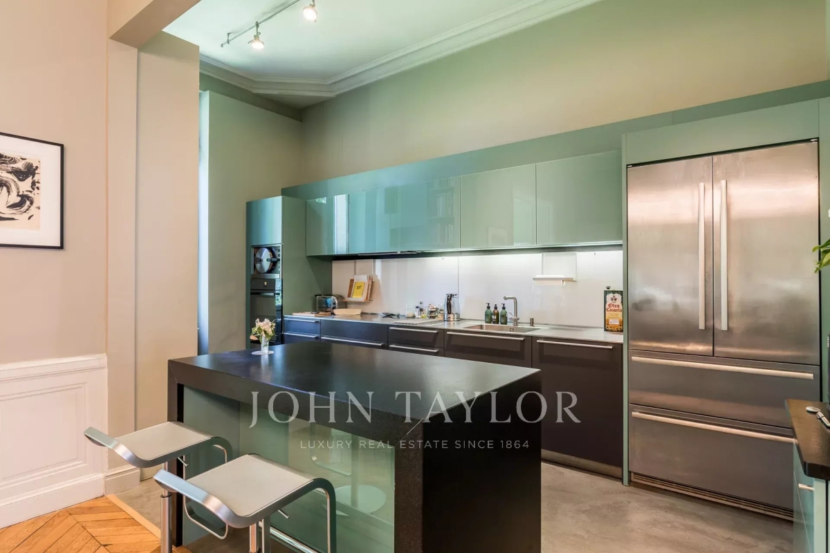 Maison de luxe à louer à Bordeaux, 6 200 €, Photo 7