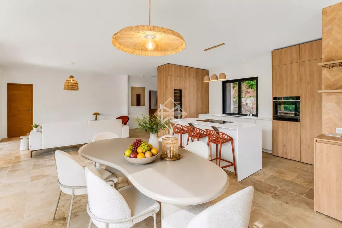 Luxury House for sale in La Croix-Valmer, 2 390 000 €, Photo 7