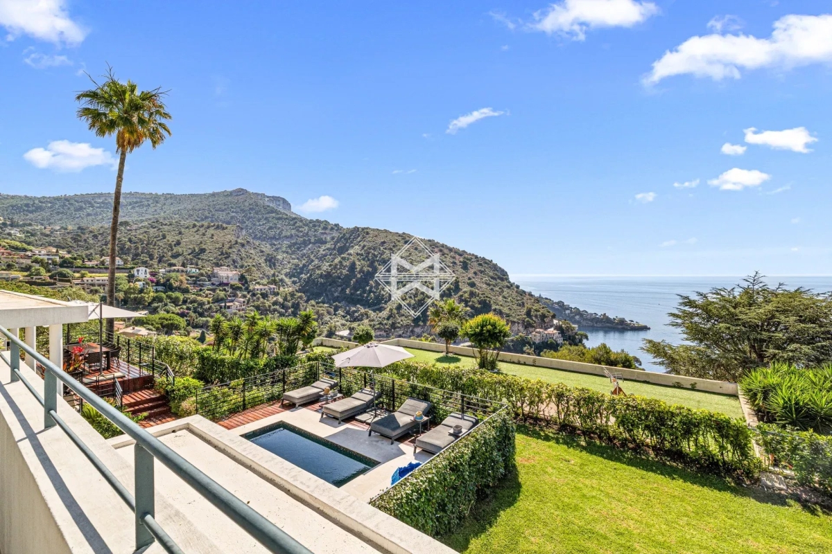 Luxury House for sale in Èze, 5 250 000 €, Photo 1