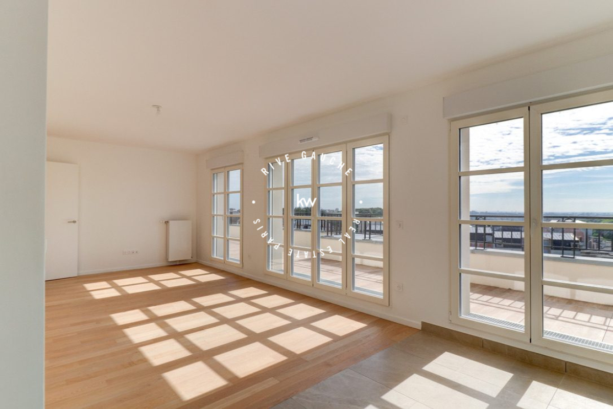 Luxury Apartment for sale in Le Plessis-Robinson, 699 000 €, Photo 2