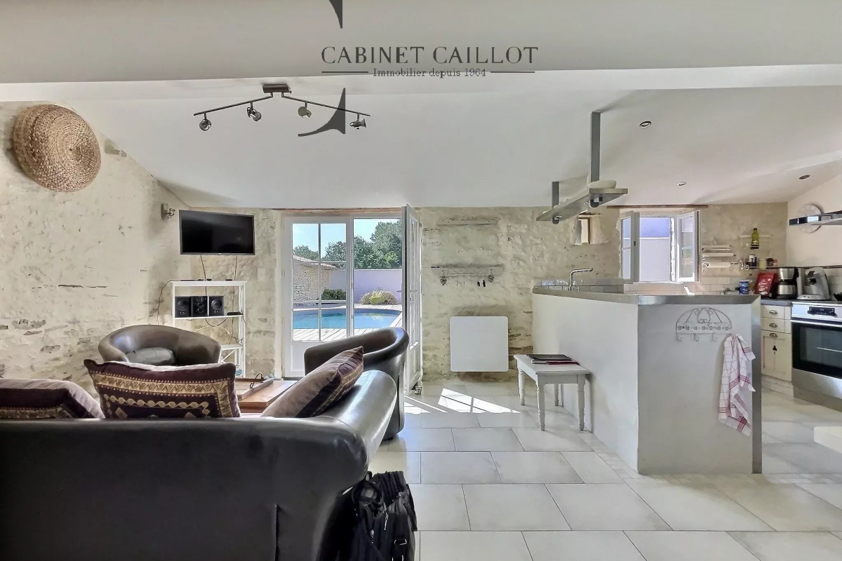 Maison de luxe à vendre à Saint-Georges-d'Oléron, 538 000 €, Photo 2