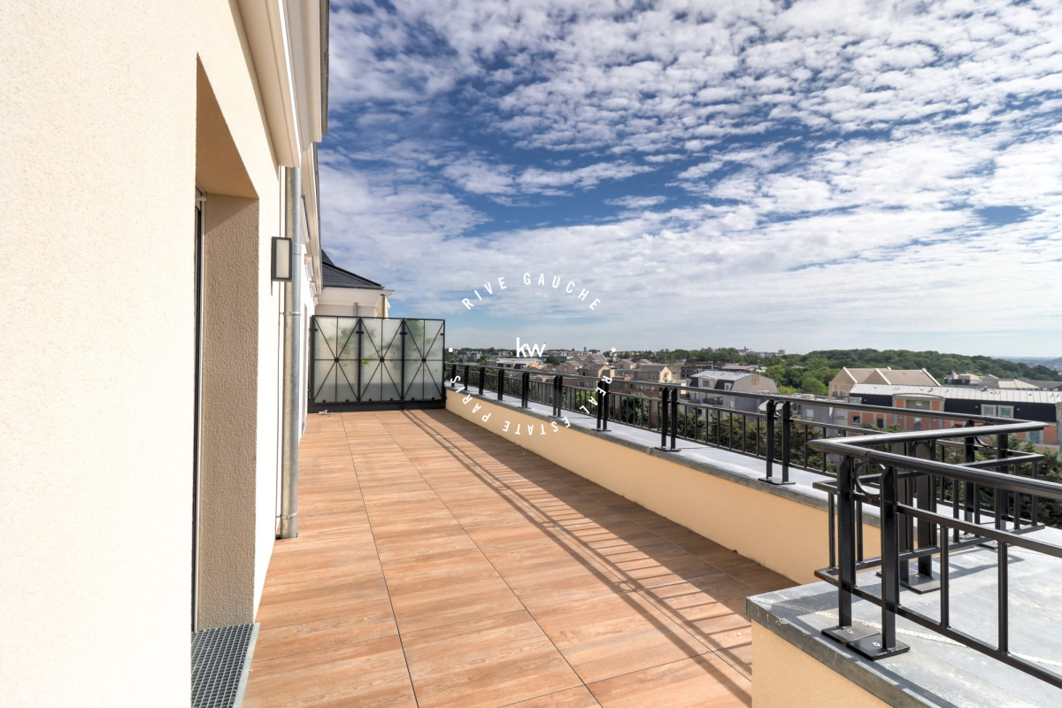 Luxury Apartment for sale in Le Plessis-Robinson, 699 000 €, Photo 5