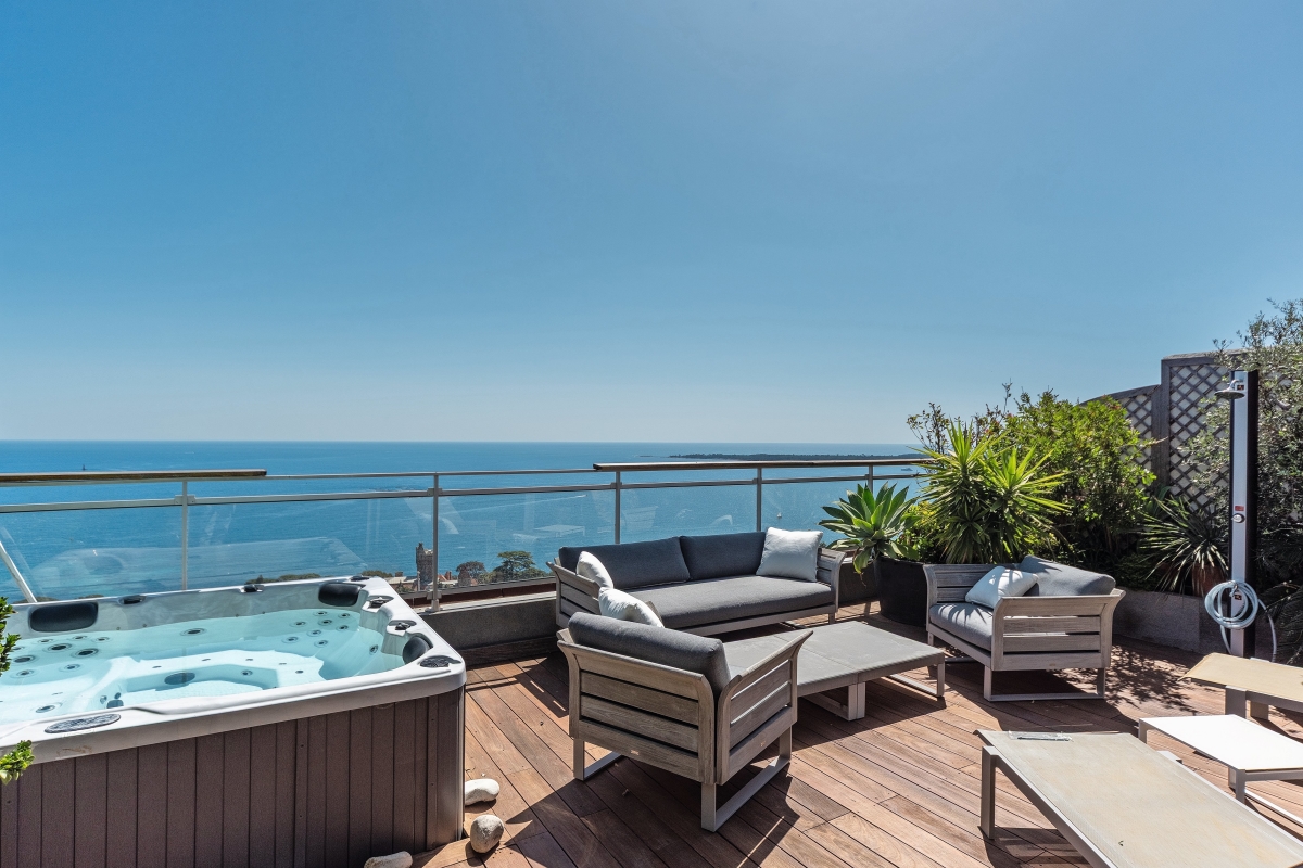 Luxury Apartment for sale in Cannes, 2 590 000 €, Photo 1