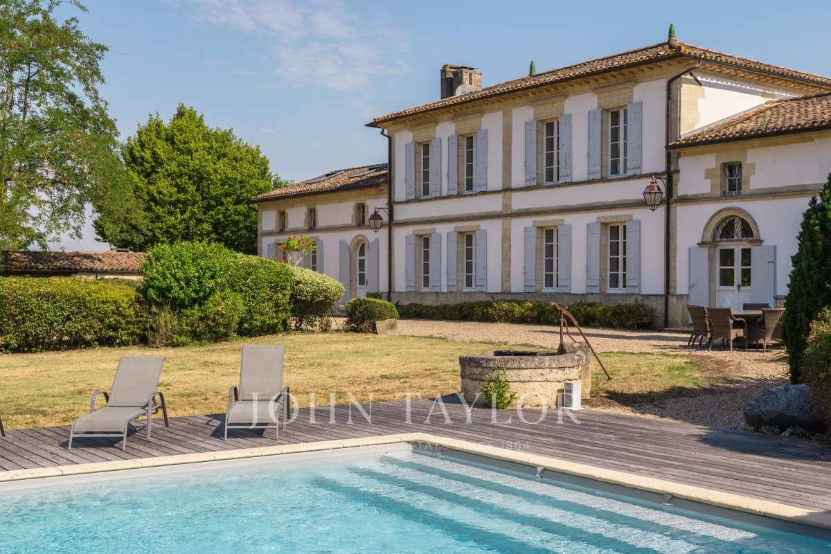 Maison de luxe à vendre à Saint-André-de-Cubzac, 2 236 000 €, Photo 1