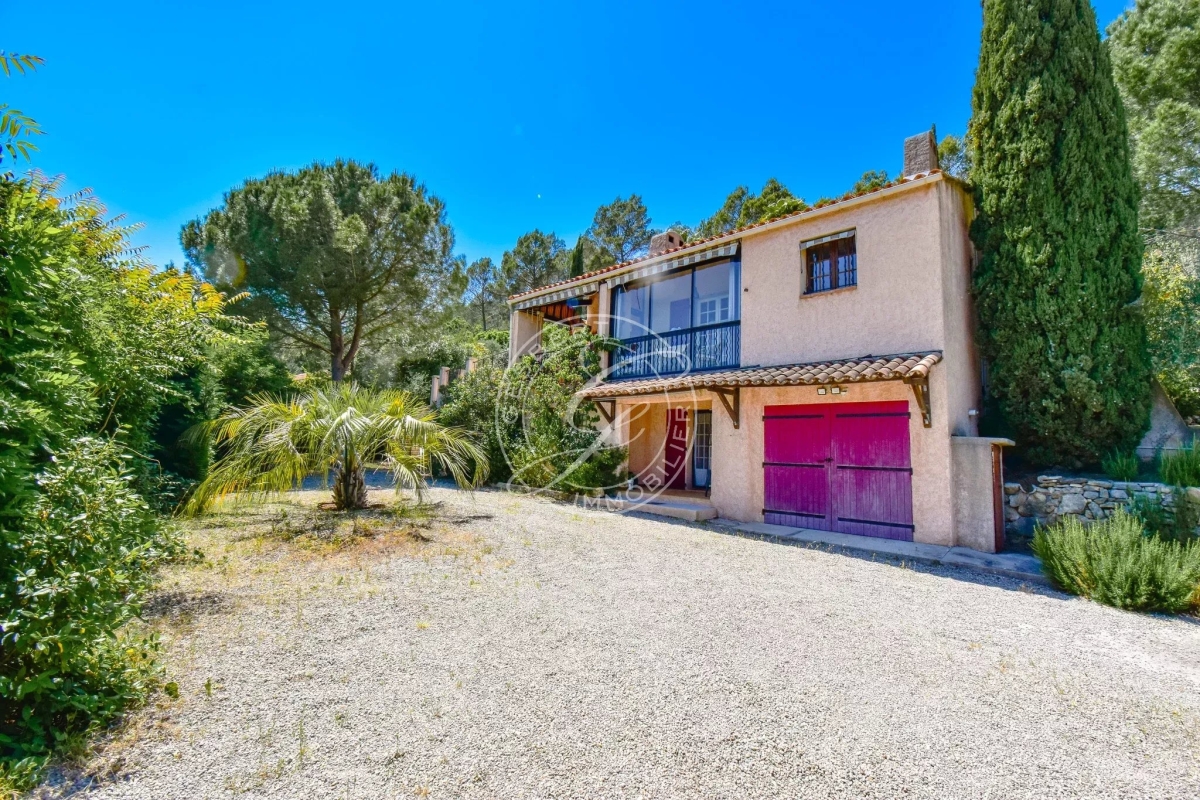 Maison de luxe à vendre à Taradeau, 420 000 €, Photo 1
