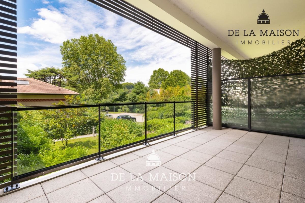 Appartement de luxe à vendre à Caluire-et-Cuire, 569 000 €, Photo 2