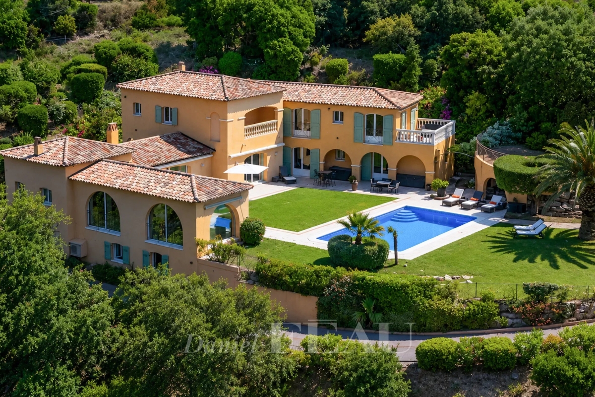 Luxury House for sale in Cavalaire-sur-Mer, 3 490 000 €, Photo 3