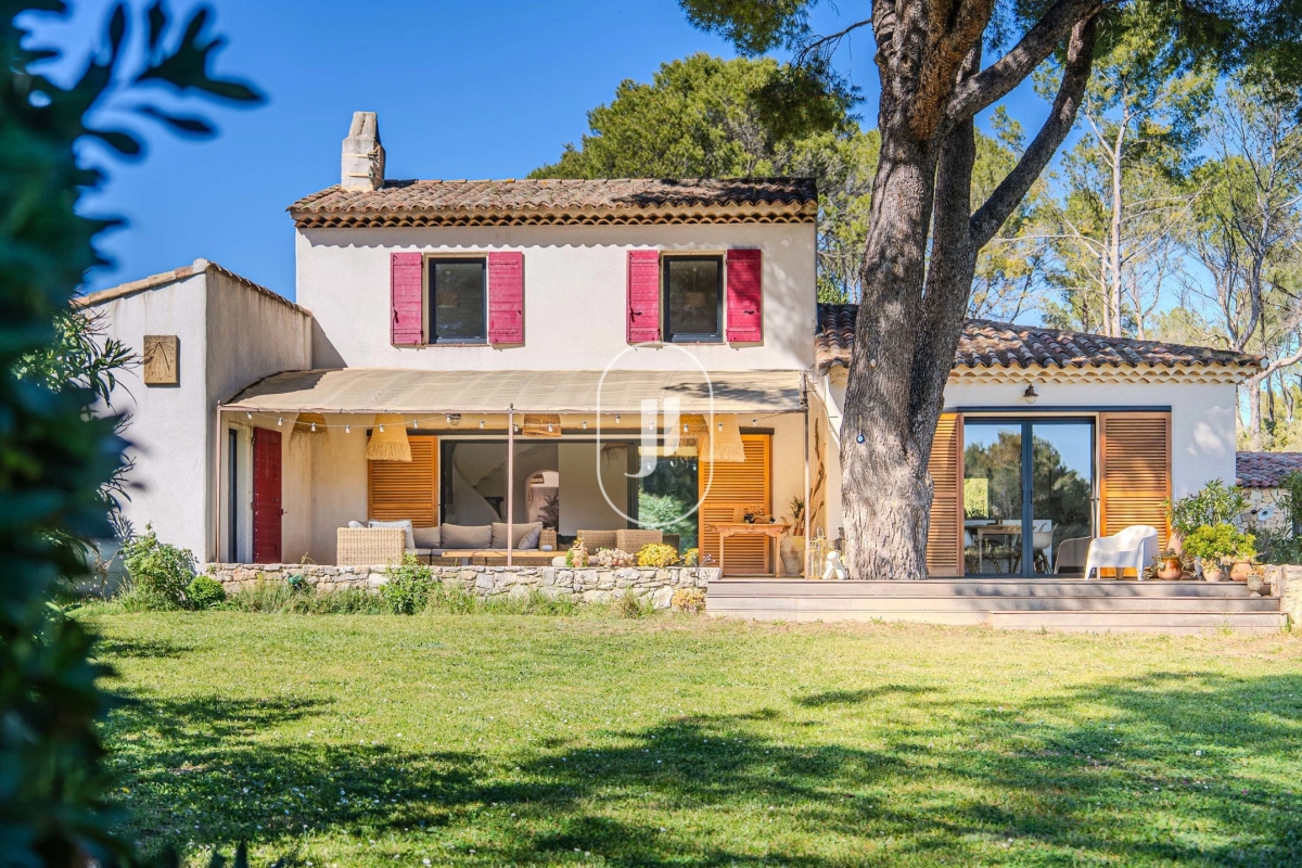 Luxury House for sale in Ventabren, 1 290 000 €, Photo 1