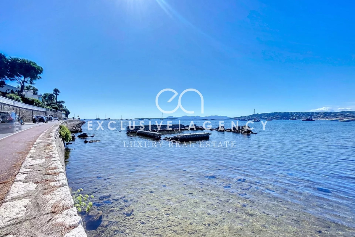 Maison de luxe à vendre à Cap d'Antibes, 2 980 000 €, Photo 2