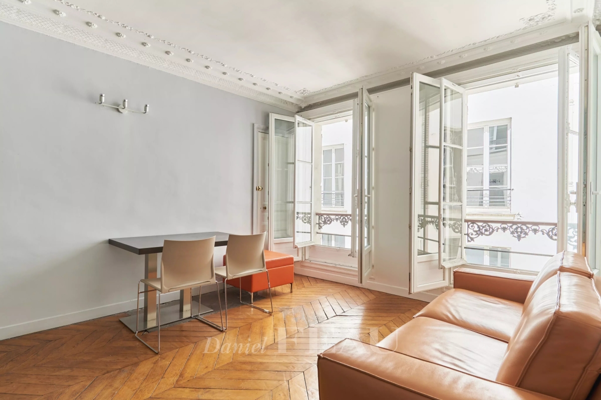 Appartement de luxe à vendre à Paris 1er, 735 000 €, Photo 1