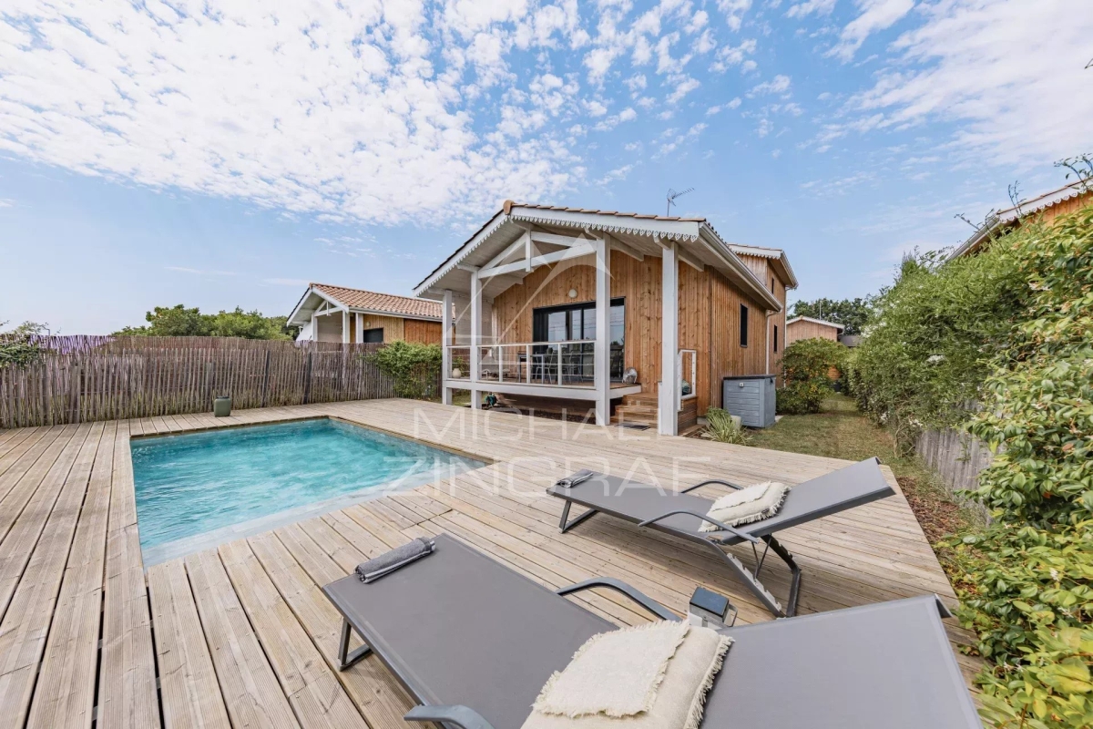 Luxury House for sale in Gujan-Mestras, 629 000 €, Photo 1