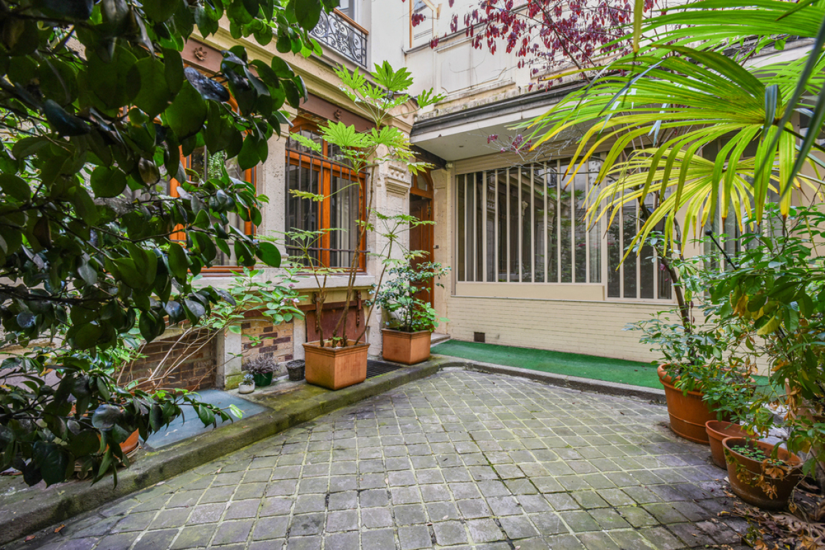 Luxury Apartment for sale in Paris 11ème, 1 850 000 €, Photo 1