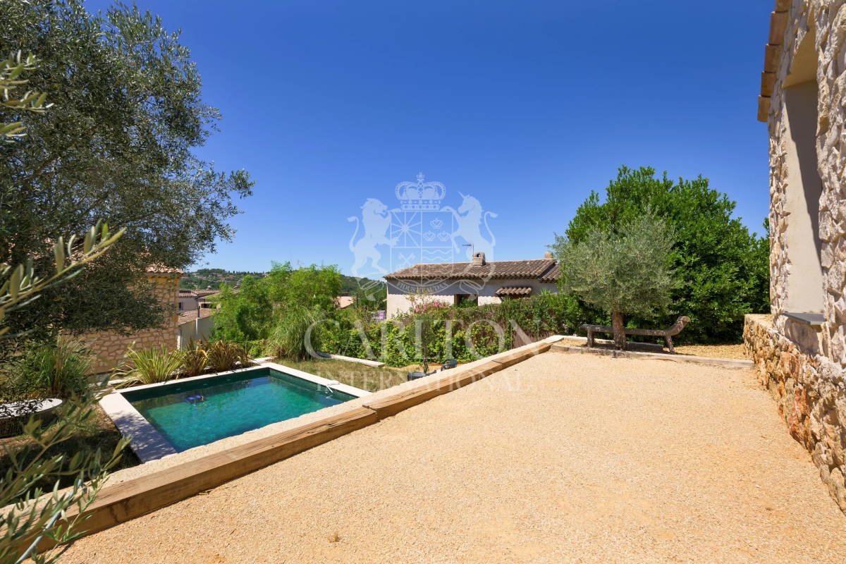 Luxury House for sale in Valbonne, 1 690 000 €, Photo 2