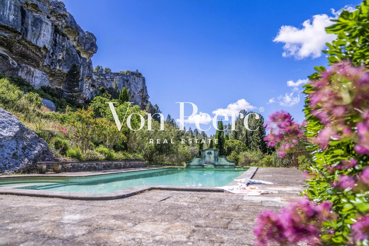 Maison de luxe à vendre à Les Baux-de-Provence, 2 730 000 €, Photo 2