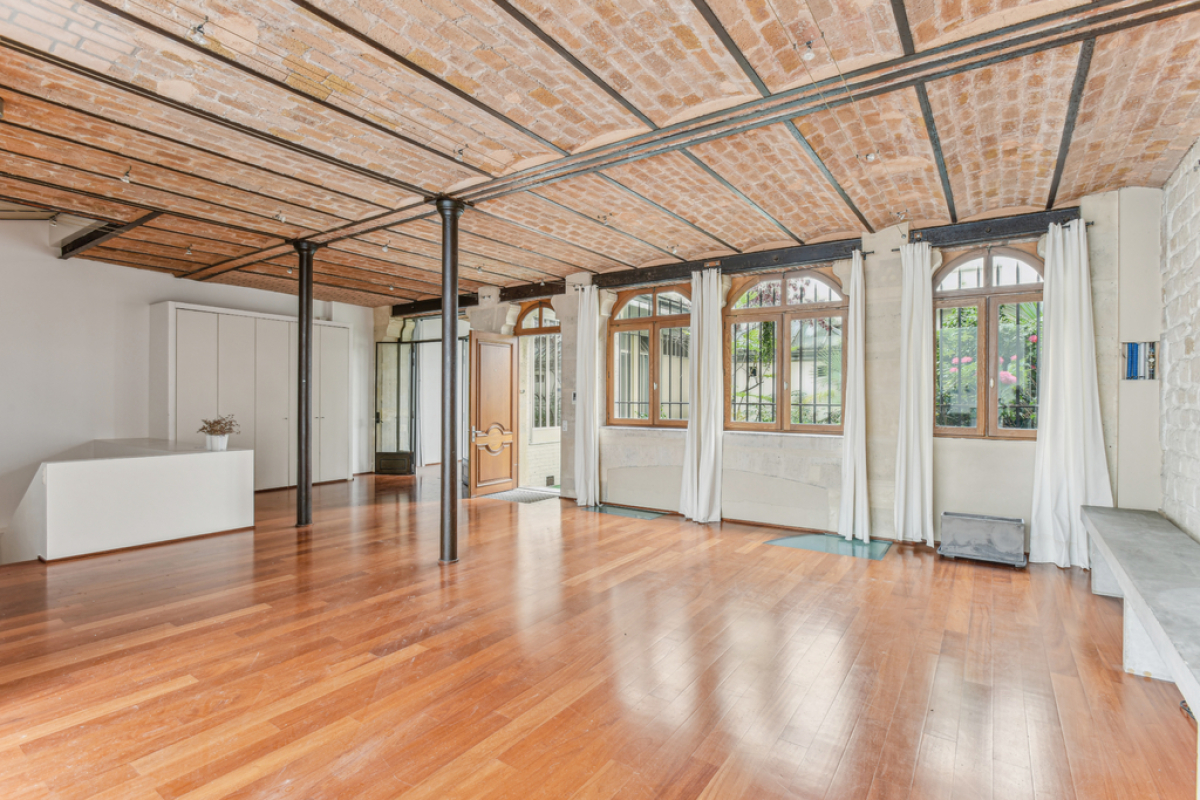 Luxury Apartment for sale in Paris 11ème, 1 850 000 €, Photo 2
