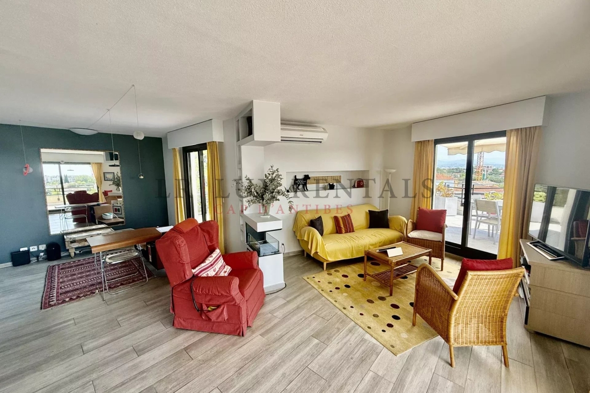 Luxury Apartment for rental in Cap d'Antibes, 1 800 €, Photo 3