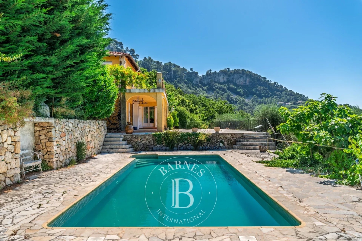 Maison de luxe à vendre à Grasse, 695 000 €, Photo 3