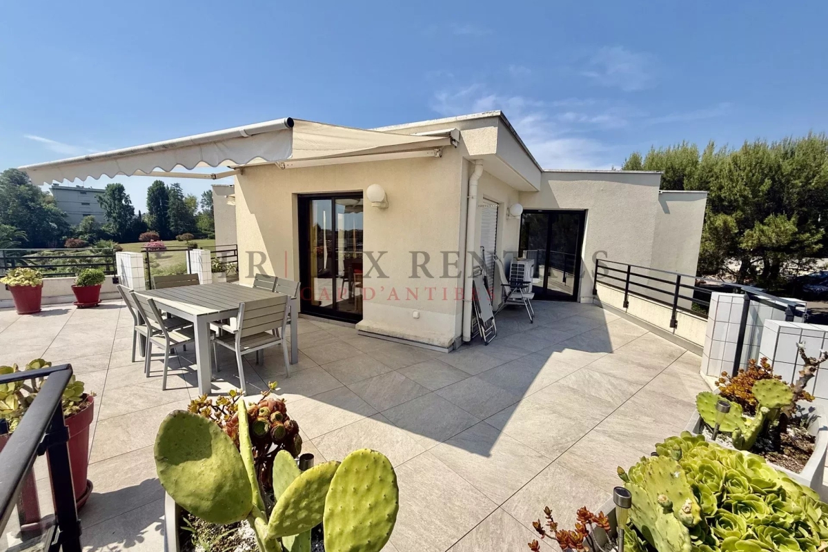 Luxury Apartment for rental in Cap d'Antibes, 1 800 €, Photo 4
