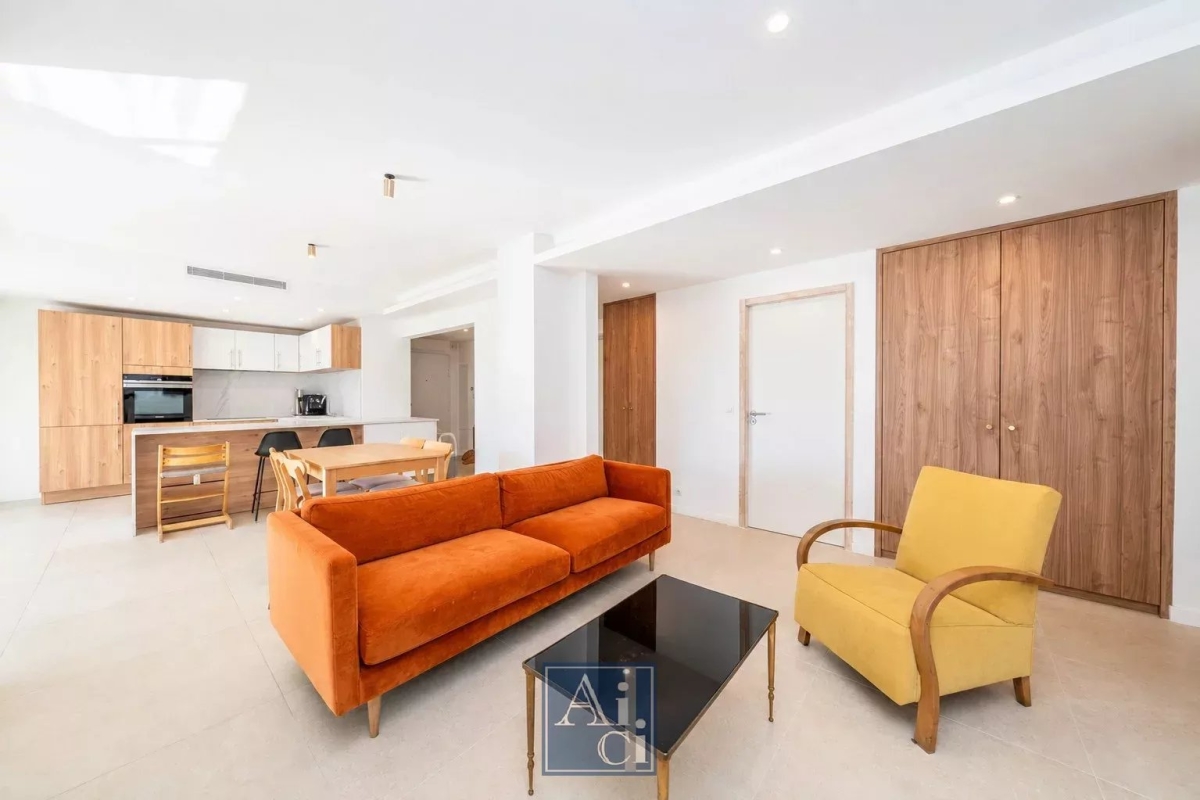 Luxury Apartment for sale in Cannes, 595 000 €, Photo 4