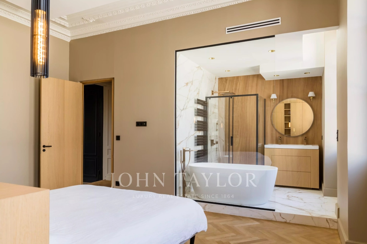 Luxury Apartment for sale in Bordeaux, 1 300 000 €, Photo 7