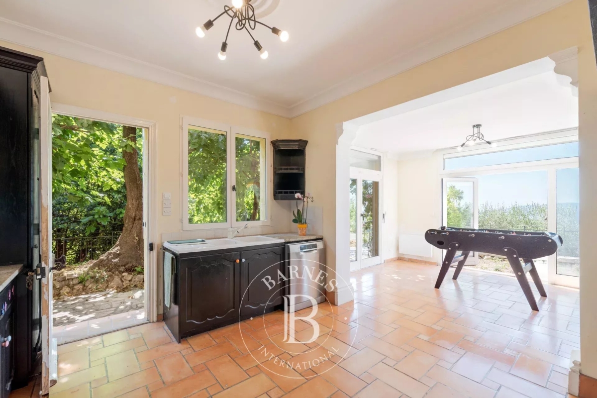 Maison de luxe à vendre à Grasse, 695 000 €, Photo 7