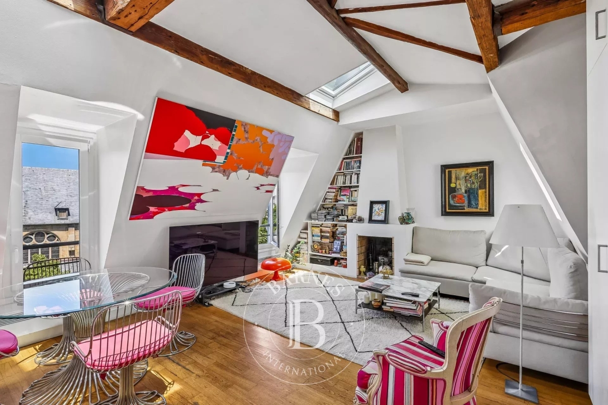 Luxury Apartment for sale in Paris 5ème, 1 045 000 €, Photo 2