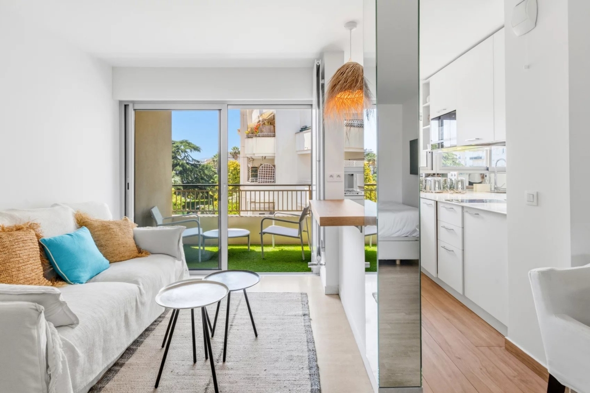 Luxury Apartment for sale in Cannes, 530 000 €, Photo 2