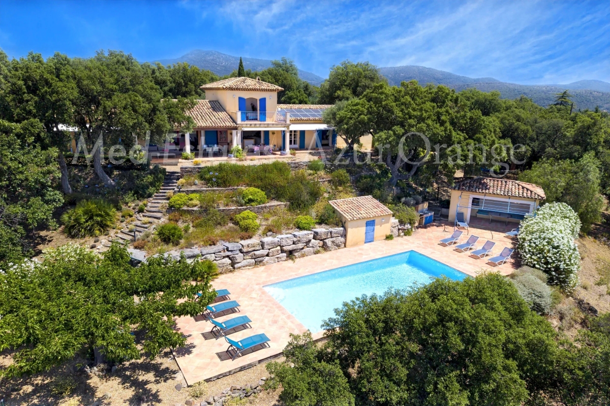 Luxury House for sale in Le Plan-de-La-Tour, 1 990 000 €, Photo 2
