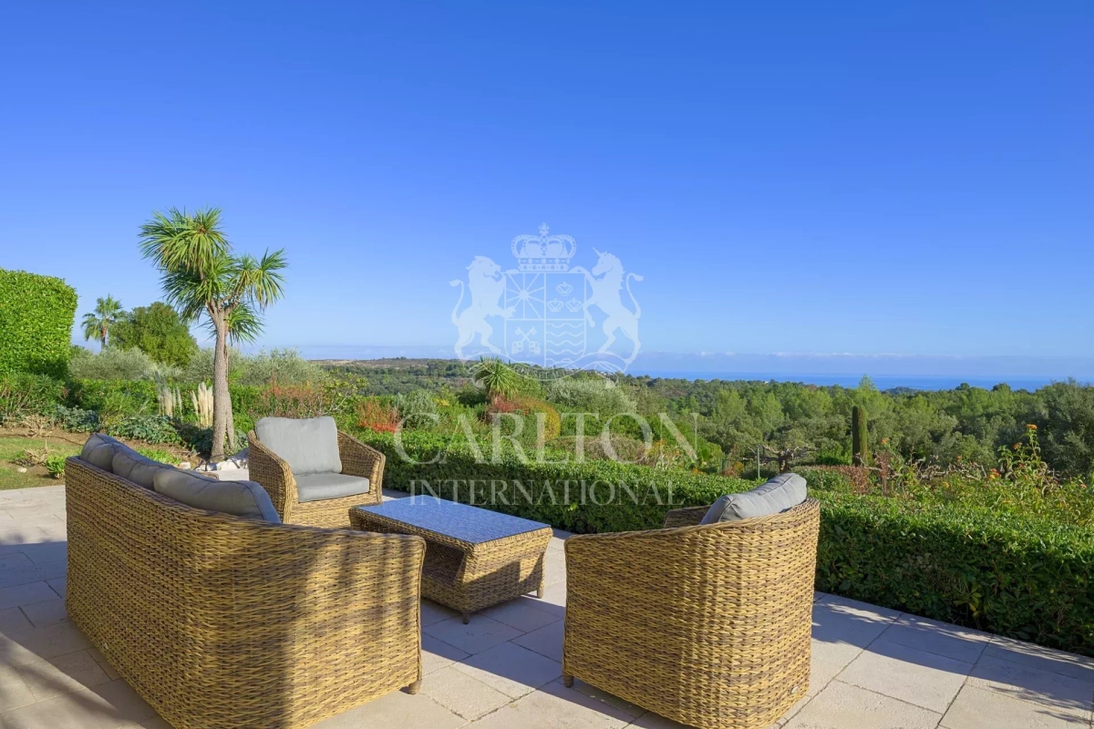 Maison de luxe à vendre à Valbonne, 2 300 000 €, Photo 3