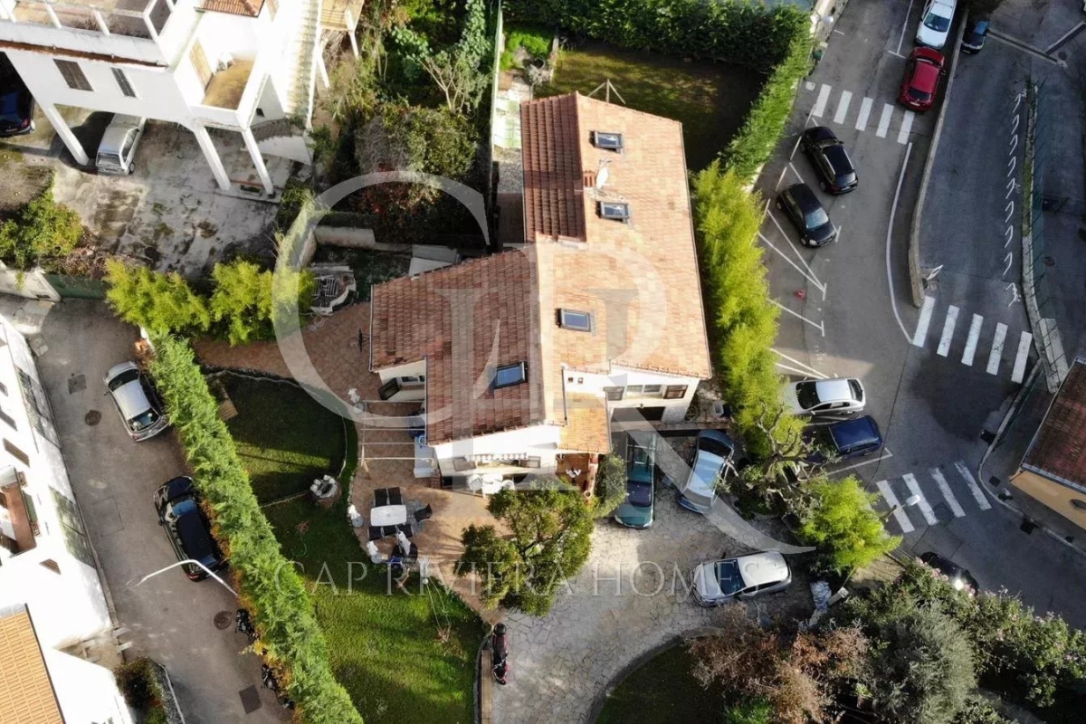 Maison de luxe à vendre à Roquebrune-Cap-Martin, 2 120 000 €, Photo 3