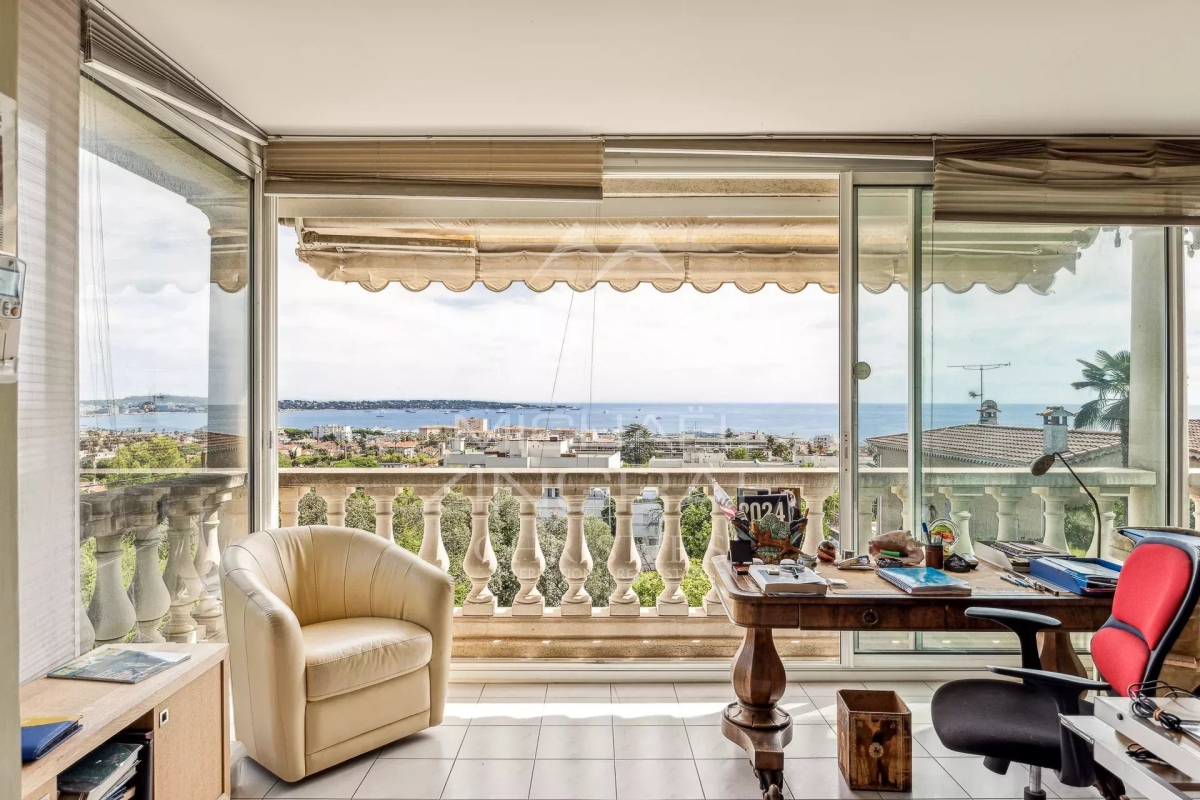Appartement de luxe à vendre à Le Golfe Juan, 859 000 €, Photo 4