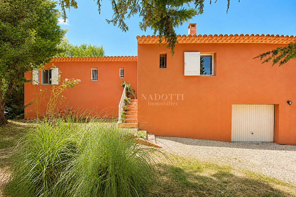 Maison de luxe à vendre à Gargas, 450 000 €, Photo 3