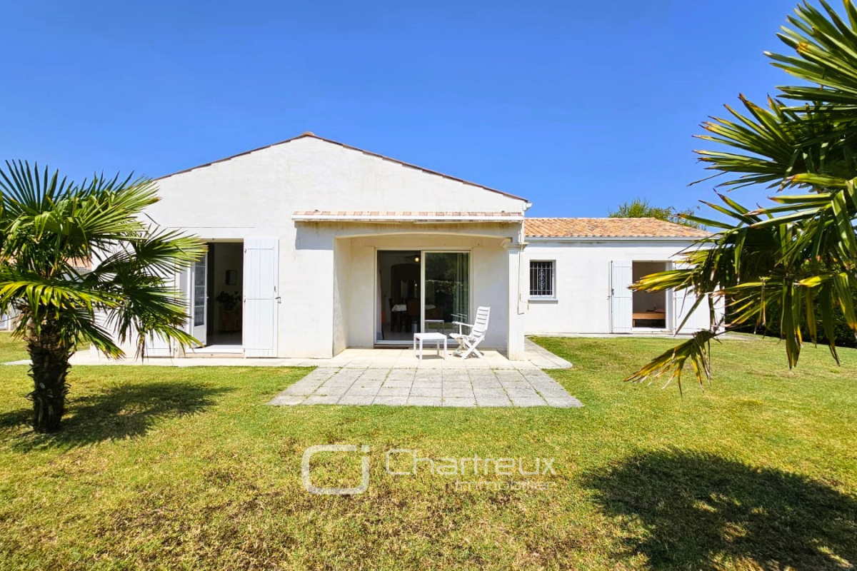 Maison de luxe à vendre à Saint-Sulpice-de-Royan, 367 000 €, Photo 1
