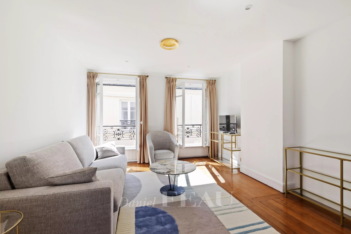 Appartement de luxe à vendre à Paris 6ème, 1 300 000 €, Photo 2